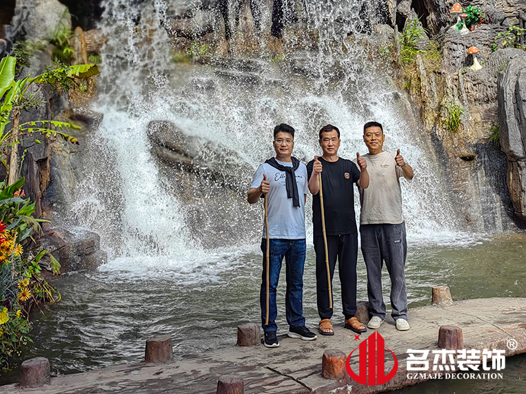 南宫NG28装饰团队合影